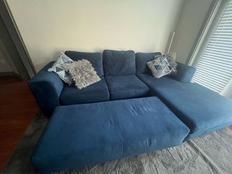 Sectional couch