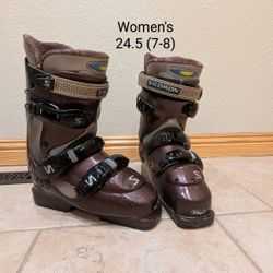 Salomon Women's Ski Boots, Size 24.5 (7 Or 8)