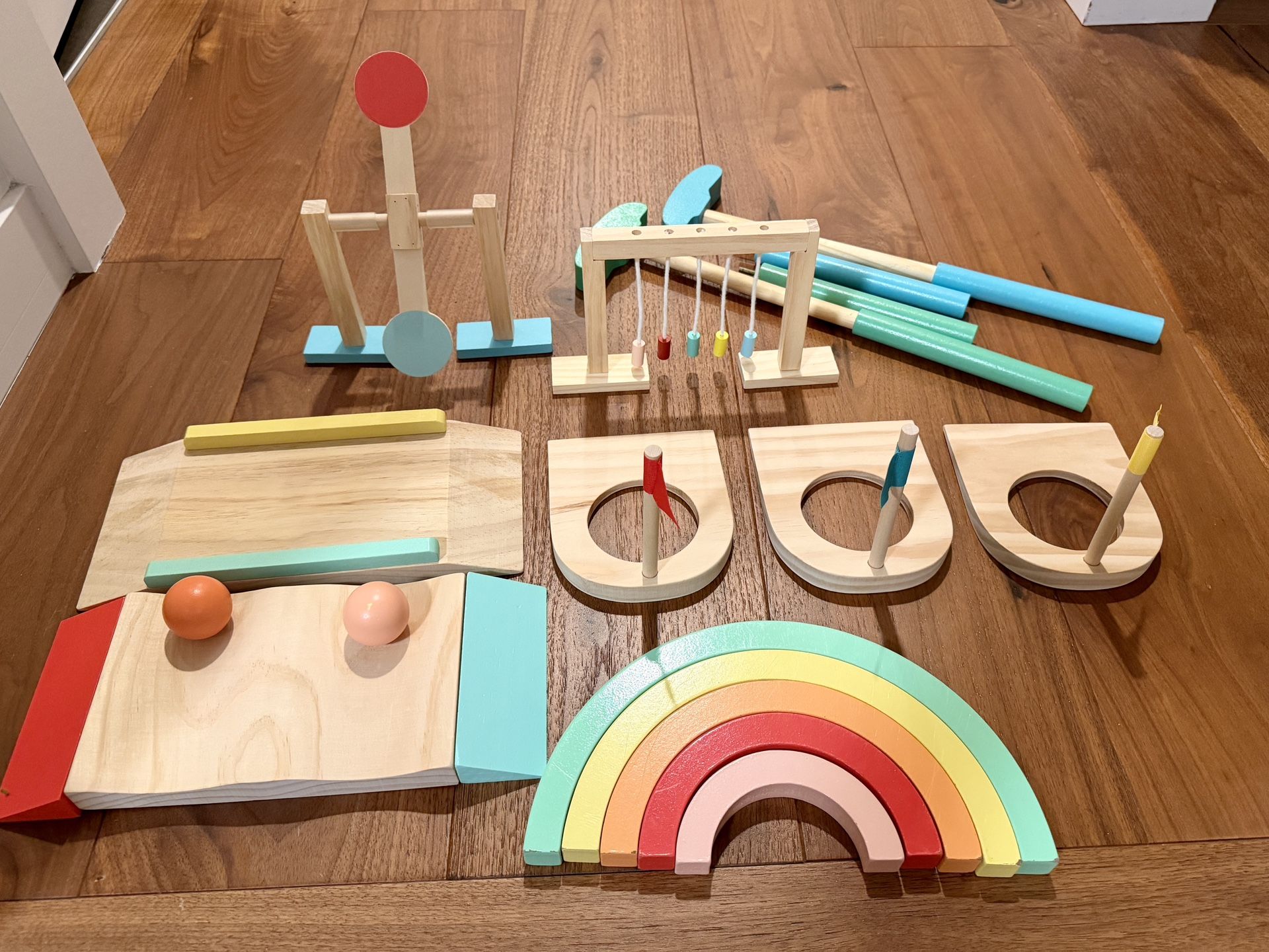 Wonder & Wise Golf Game – $25