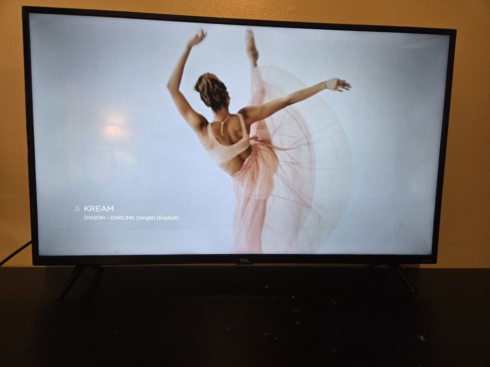 TCL 43in ROKU TV