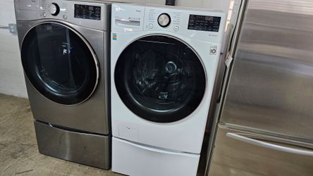 LG ThinQ Washer And Dryer Electric