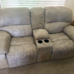 Reclining Love Seat - Electric