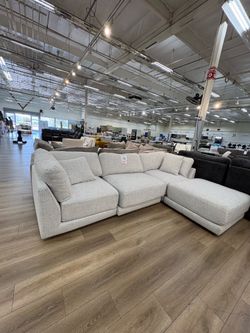 Costco light gray Dayna 4PC Modular sectional with ottoman