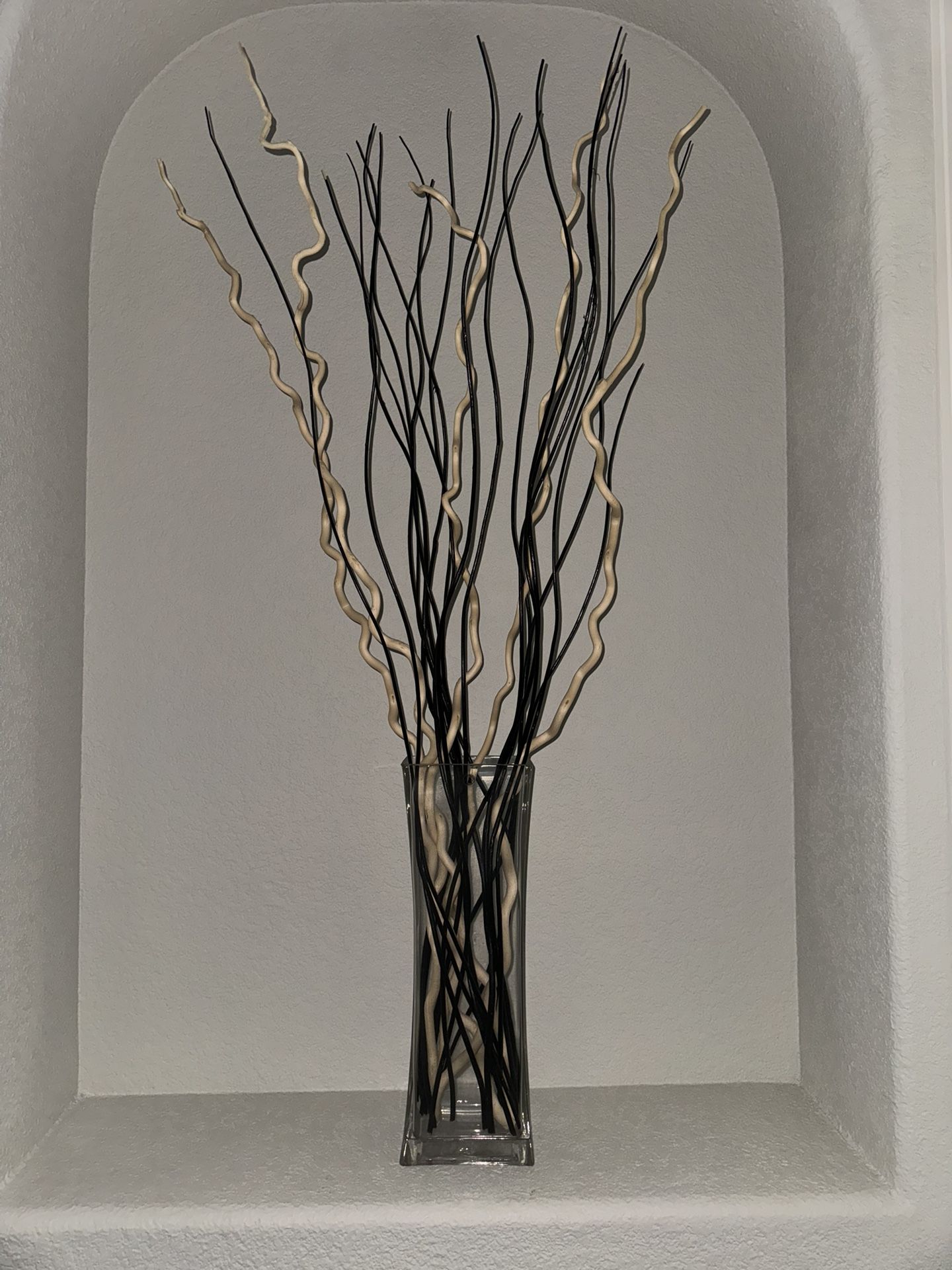 Curly Willow Natural Branches With Tall Glass Vase Home Decor