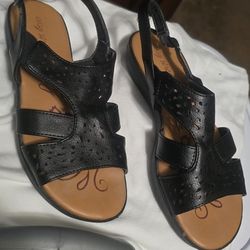 Heel Confort Size 6.5 $10 Used Twice