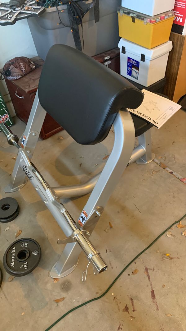 Hoist 4550 preacher curl bench for Sale in Gilbert, AZ OfferUp