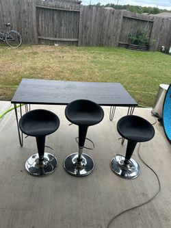Table and stools