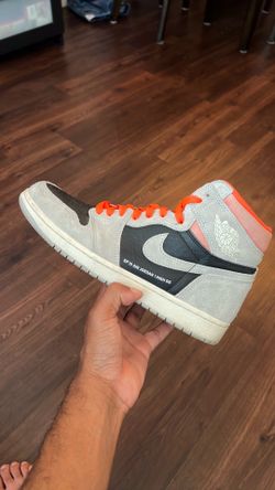 Jordan 1 Retro High Neutral Grey Hyper Crimson Size 9.5