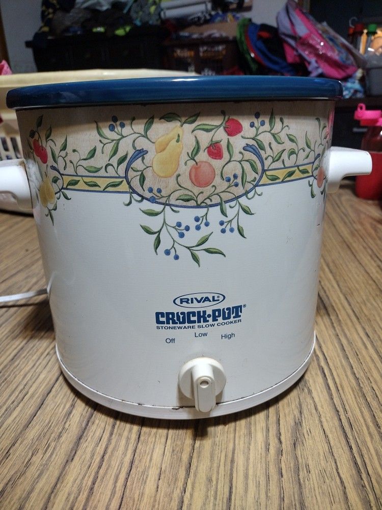 Vintage Crock Pot