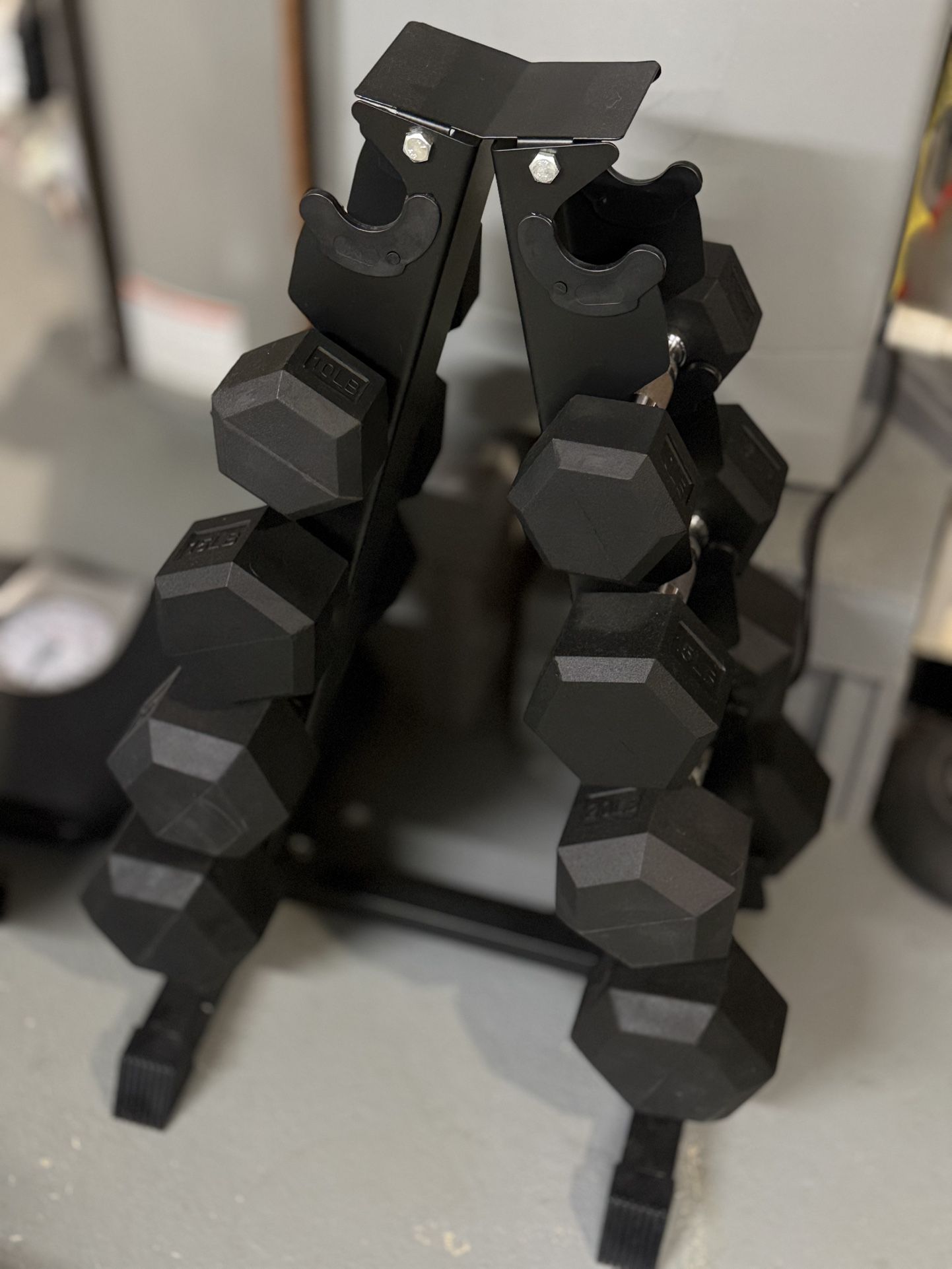 Dumbbell Tower With Weight 