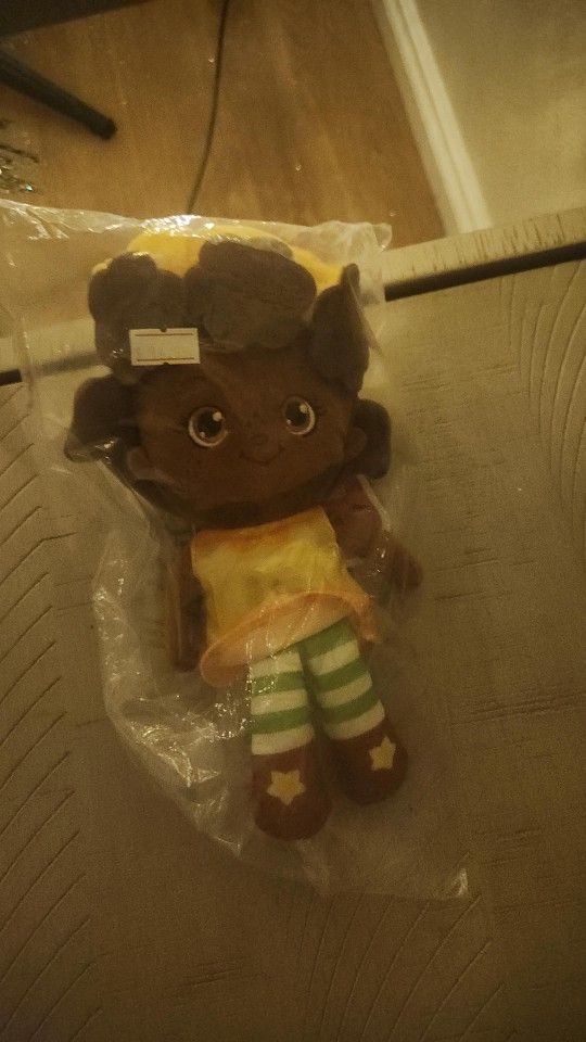 Strawberry Shortcake Plushes And Toy