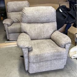 2 Single Recliner Sofa Chairs