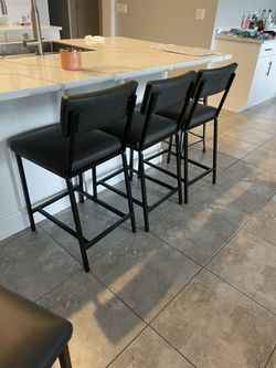 Counter Height Chairs