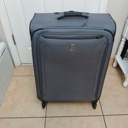 Nice Travel Pro Expandable Luggage 