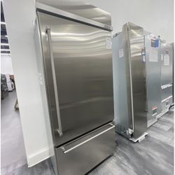 *Open Box* 36” KitchenAid Built-in Refrigerator/Freezer - Stainless Steel