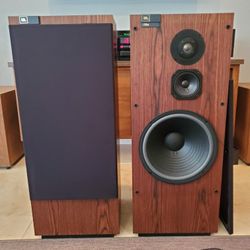 JBL L100T3s Very Nice/New Surrounds