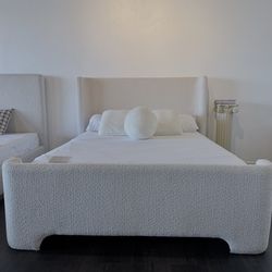 Curved Headboard + Performance Fabric /free local delivery 🚚