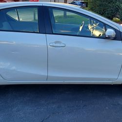 2012 Toyota Prius C  Very Good Condition. White 