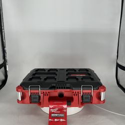 Milwaukee PACKOUT 22 in. Medium Red Tool Box with 75 lbs. Weight Capacity