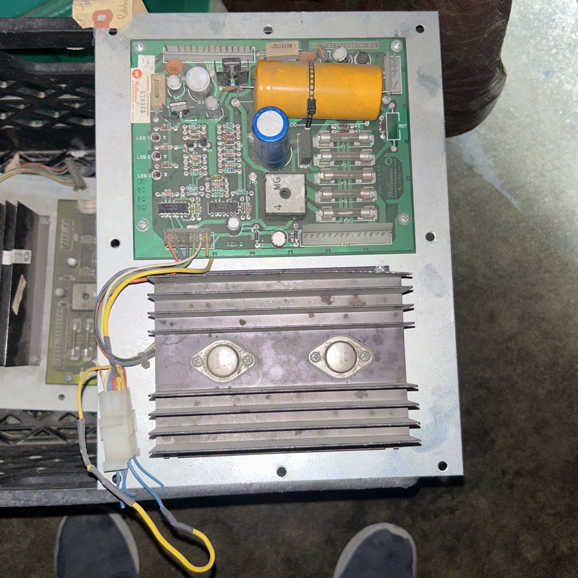 Working Robotron Williams Power Supply Board And Heat Sink Arcade Video Game Part