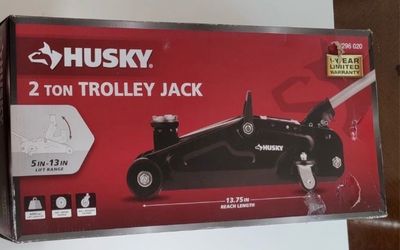Husky 2 Ton Trolley Jack and 3 Ton Jack Stand Set