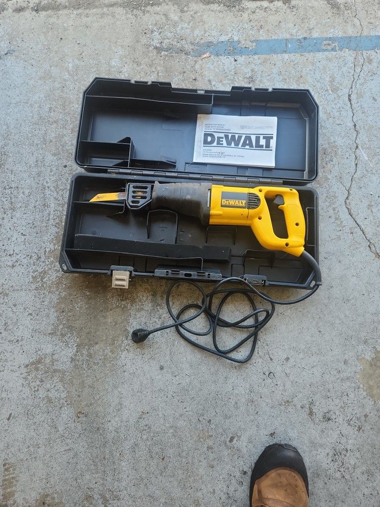 DeWalt Reciprocating Saw Sawzall