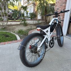 Revr Ta7e Electric Bike