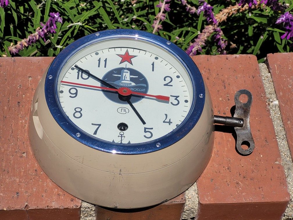 RUSSIAN SUBMARINE RED STAR CLOCK 1970'S