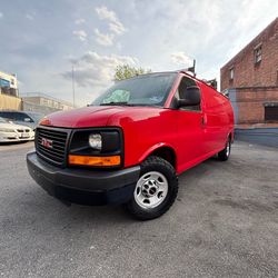 2014 GMC Savana Cargo