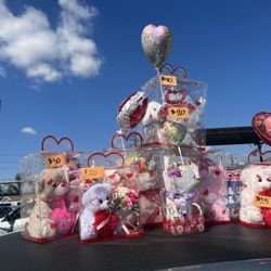 🌹🌹🌹VALENTINES Day GIFTS Starting From $20 To $40 🌹🌹
