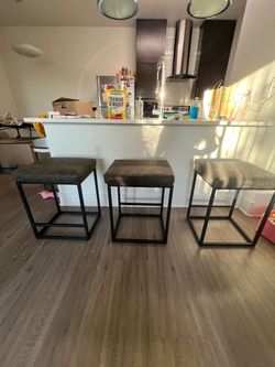 Set of 3 Backless Bar Stools