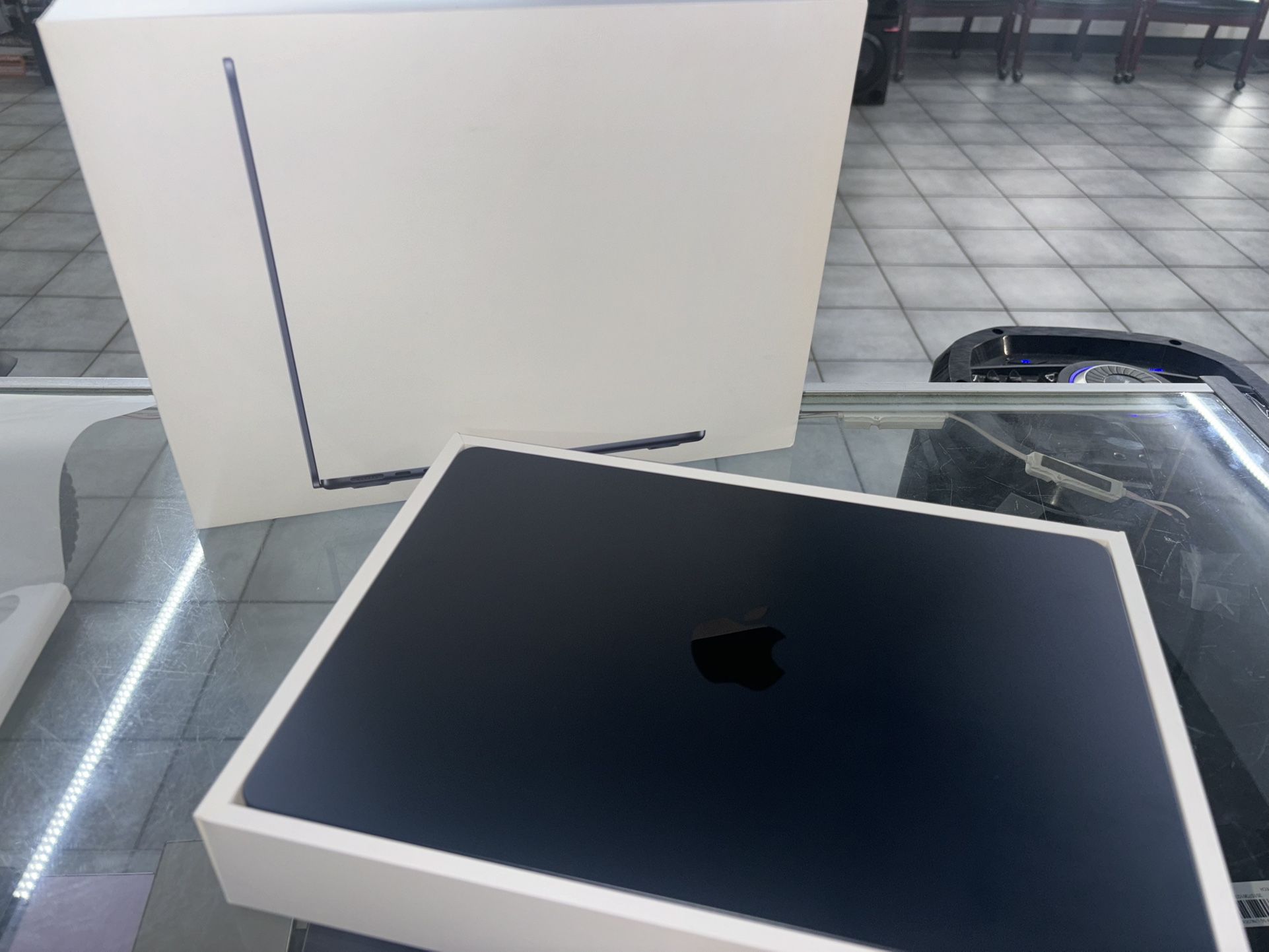 MacBook Air 13-inch M2
