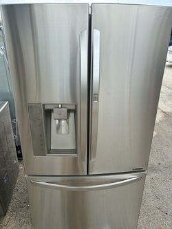 REFRIGERATOR LG 36” 3 Doors