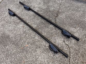 Thule 58” Roof Crossbars + Mounting feet & Key