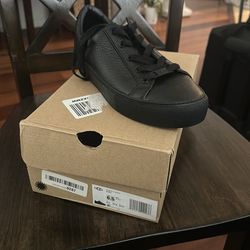 black womens W Zilo uggs