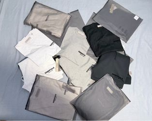 T-Shirts Essentials