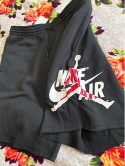 Brand new men’s shorts size L
