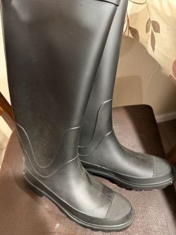 Men’s size 8 rain boots