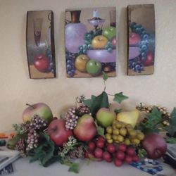 Kitchen decorations fruit