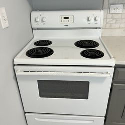 Electric Stove - Range Kenmore