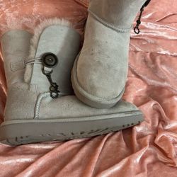 Gray Ugg Boots 