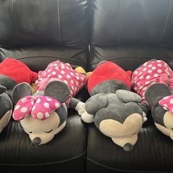 Mickey & Minnie Cuddleez