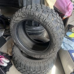 33 X 12.50 R20 LT M/T