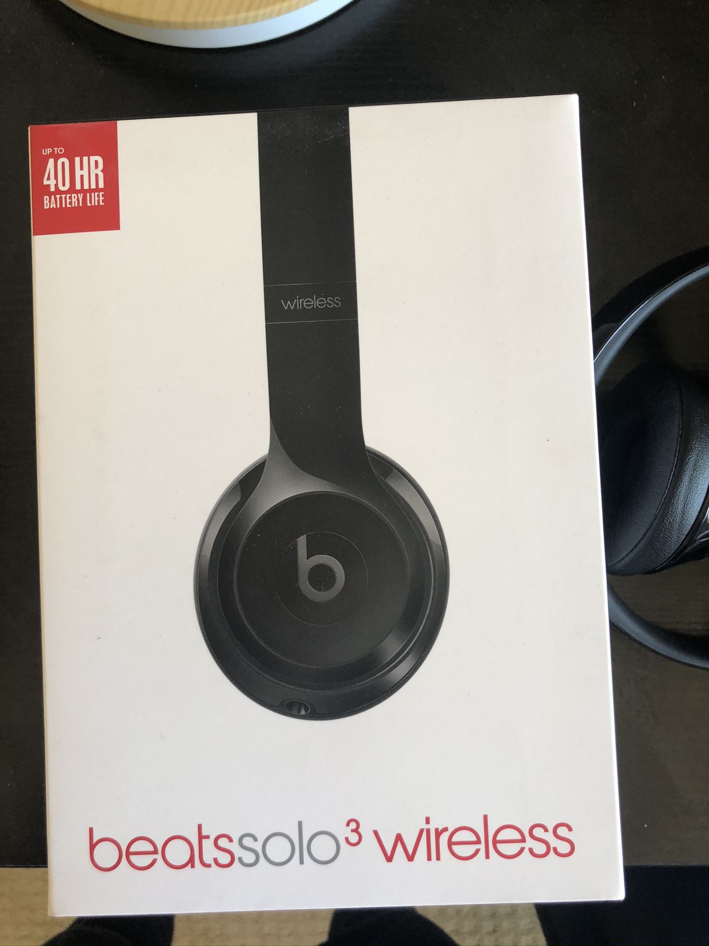 Beats solo wireless. Brand new. Worn once