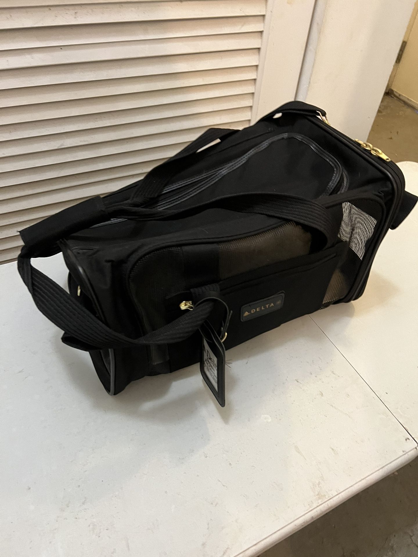 Delta Air Line Approved Pet Carrier
