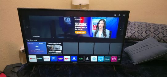 43'' LG  Smart T.V with web search
