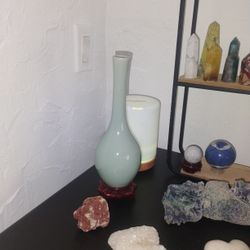 
Elegant Vintage Japanese Celadon Porcelain Ceramic Pottery Bud Vase 1970's 70's Japan 10" Pale Green
With Stand