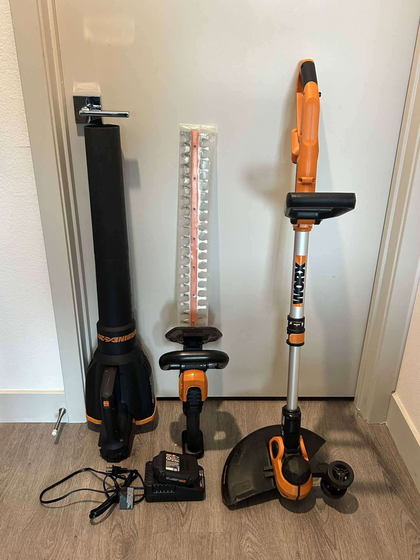 Landscaping tools, wet/dry vac