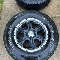 Kelly Edge AT 265/70R17 115T Tires on American Racing AR321 Fuel Rims