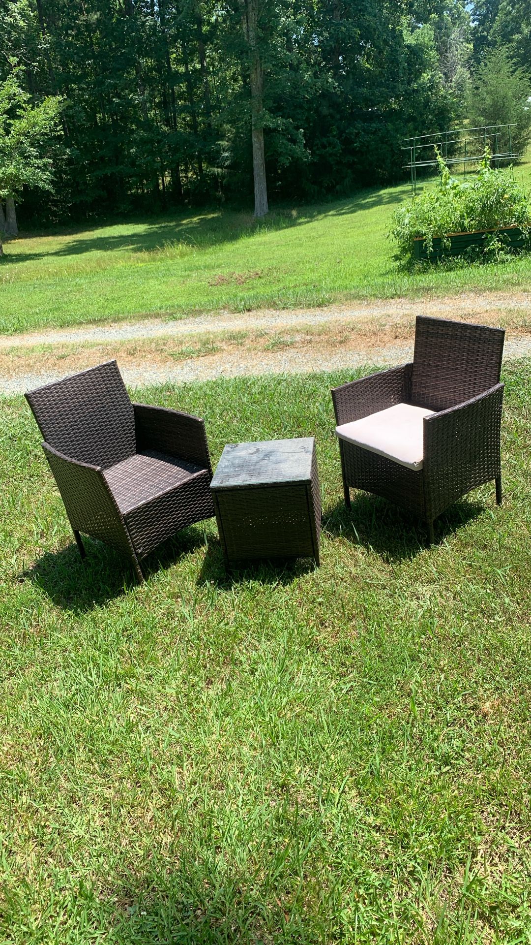 Outdoor Furniture Chairs And Table